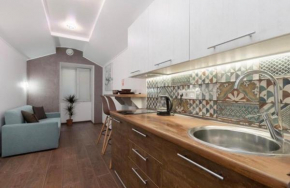 Suites on Chaikovskogo